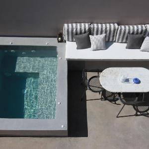 SV Mansion Oia