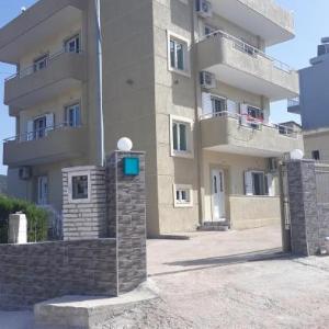 Levend Apartments