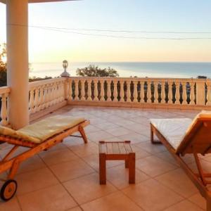 Apartment with 3 bedrooms in Santa Lucia di Moriani with furnished garden and WiFi