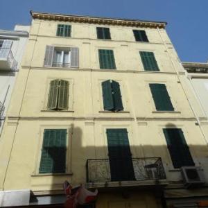 Viva Riviera - 19 rue des Frères Pradignac