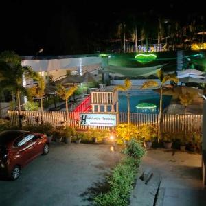 Hideaways Restobar and Resort