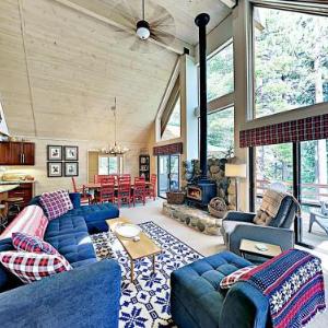 New Listing! Modern Cabin With Pool & Private Garage Home