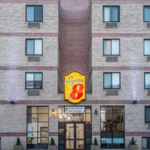 Hotels near BAM Howard Gilman Opera House - Super 8 by Wyndham Brooklyn / Park Slope Hotel