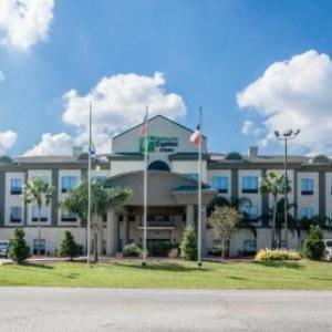 Hotels near The Clarion at Brazosport College - Holiday Inn Express Houston-Alvin