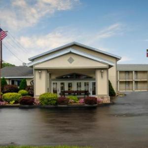 Hotels near Vernon Downs - Red Roof Inn & Suites Herkimer