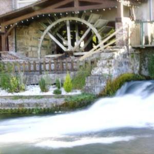 Hotels near Elispace Beauvais - Logis Moulin Des Forges