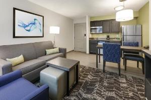 Homewood Suites by Hilton Saint Louis-Chesterfield, Chesterfield