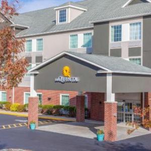 La Quinta Inn & Suites by Wyndham Stonington